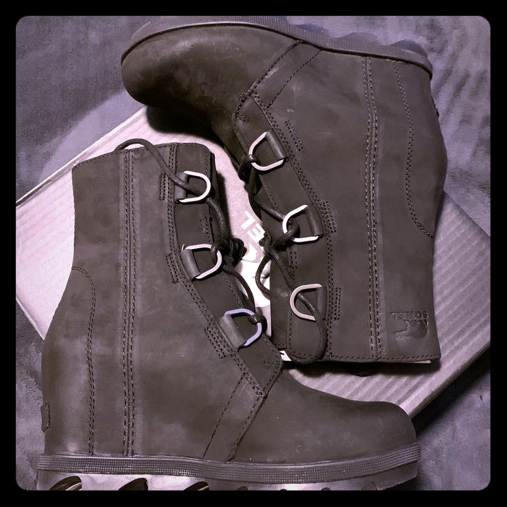 Sorel Joan of Arctic Wedge Boots, Black, 7.5, NWT